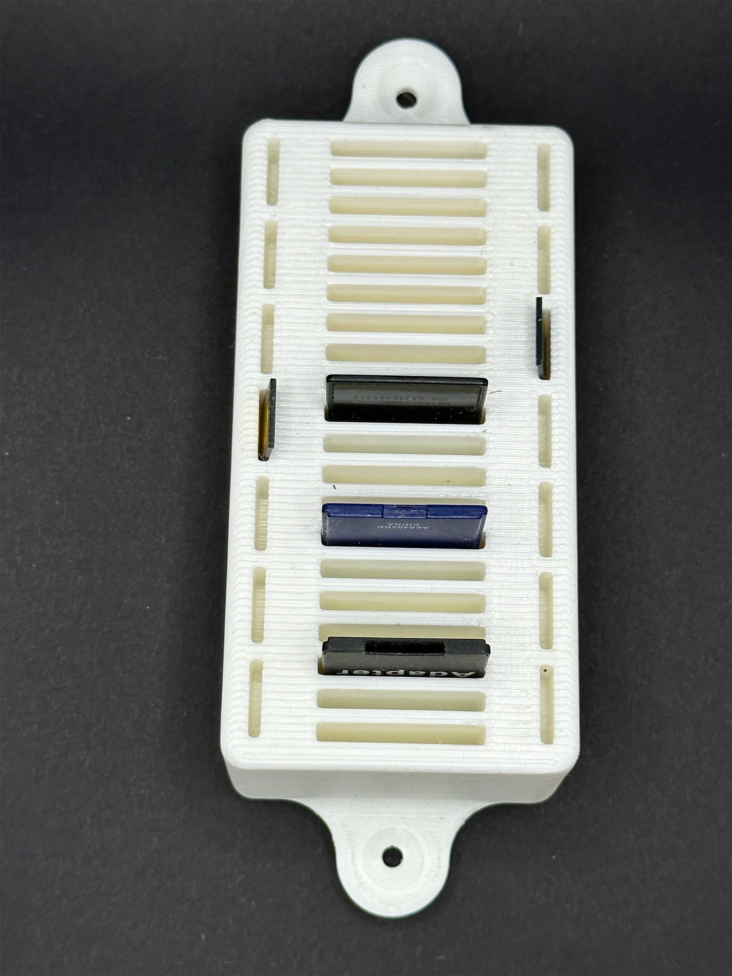 20/14 Slot Vertical SD/MicroSD Card Holder